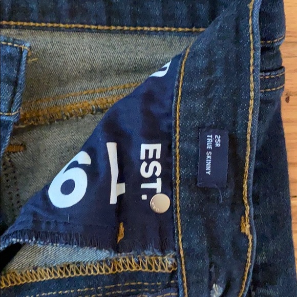 GAP Dark Denim Jeans - Picture 7 of 8